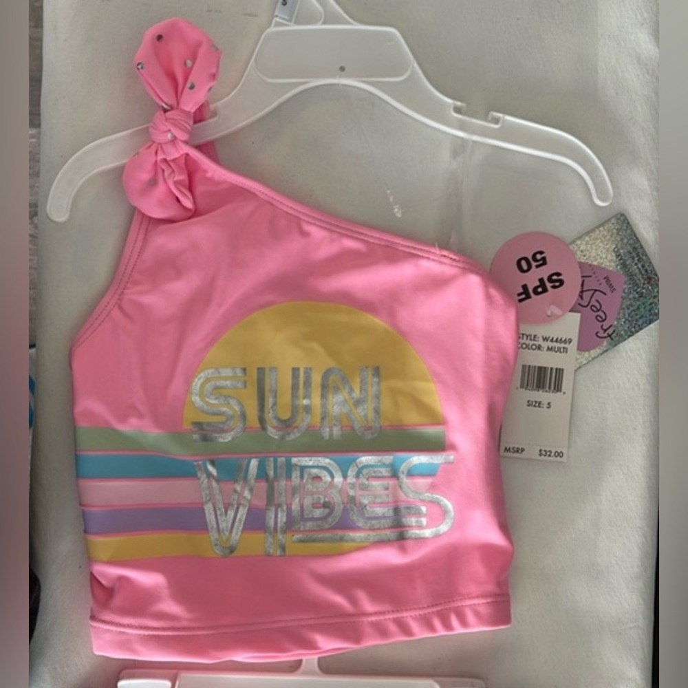 Freestyle Revolution”Sun“ Vibes Girl’s 2 piece Asymmetrical Tankini Set Size 5